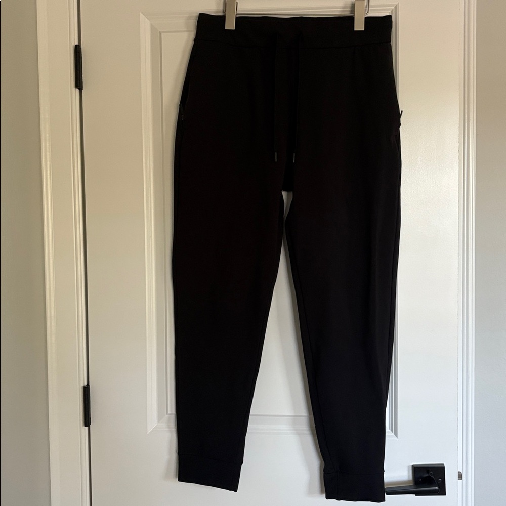 32 Degrees Heat Black Apparel